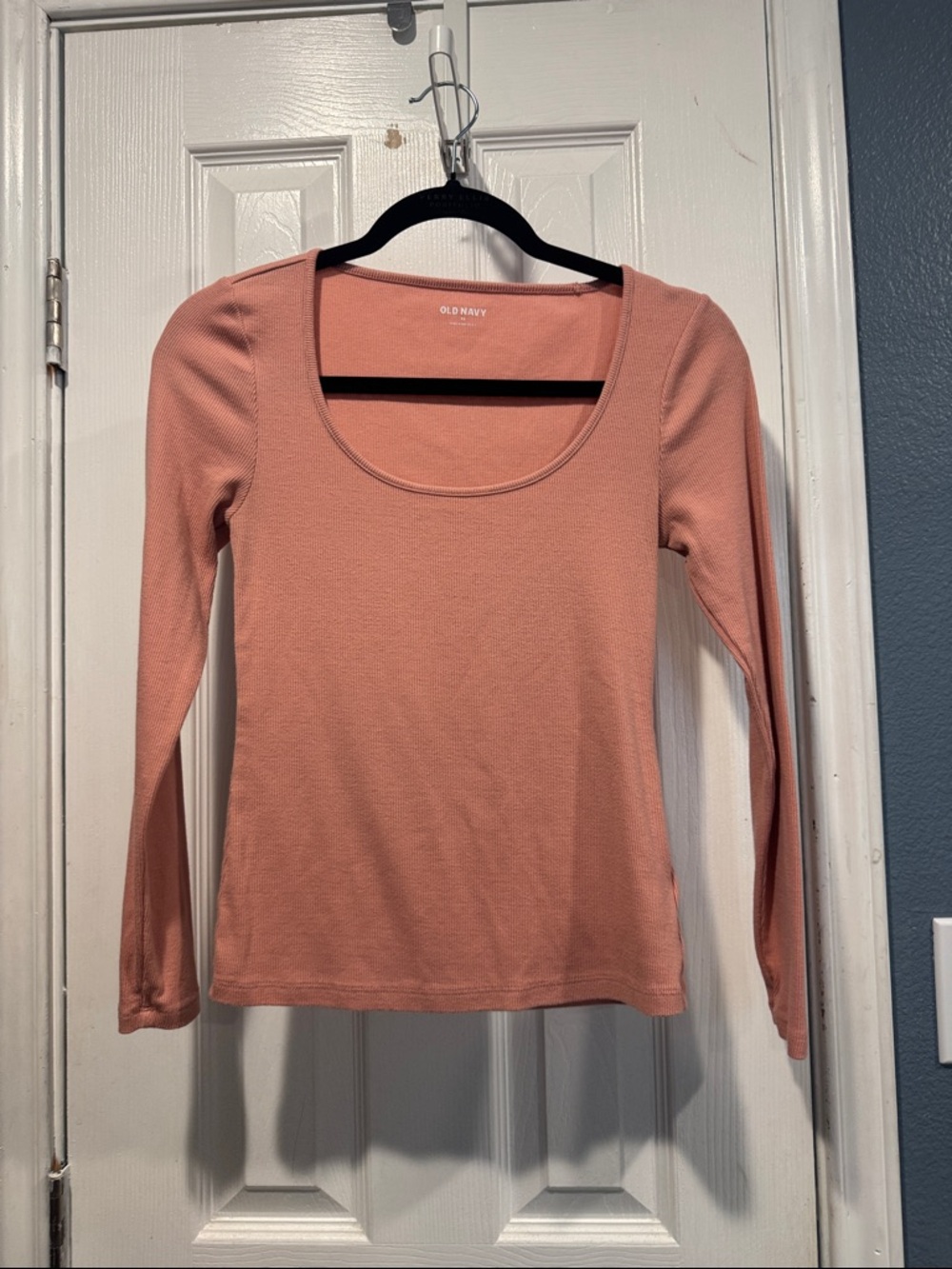 Old Navy Long-Sleeve Scoop Neck Top - Rose Pink